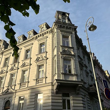 Residence Polonia Karlovy Vary Luaran gambar