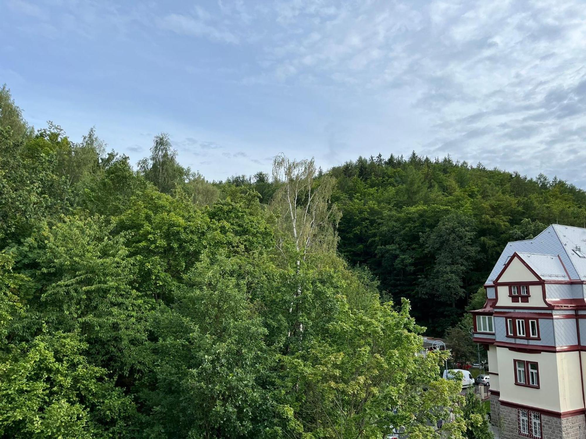 Residence Polonia Karlovy Vary Luaran gambar
